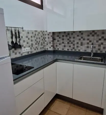 Marlenghi 413 * San Bartolome de Tirajana (Gran Canaria)